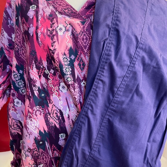 Cherokee Other - Scrub top and pants